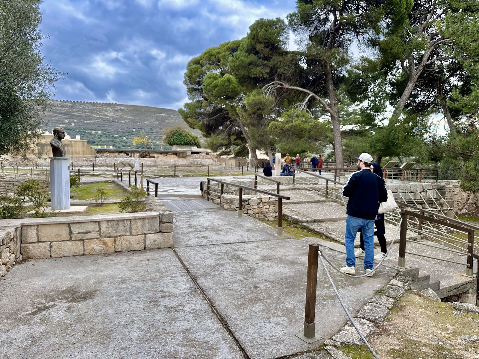 JMP Chania Tours | Private Transfers Knossos Tour From Chania